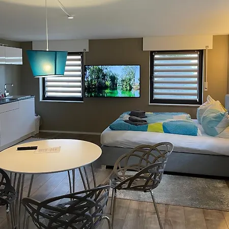 One - One Seven * Koblenz (Rhineland-Palatinate)